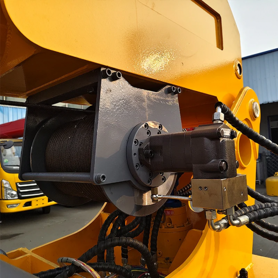 Customized 3 ton telescopic boom hydraulic construction crane mobile spider crane mini spider crawler crane Customized 3 ton telescopic boom hydraulic construction crane mobile spider crane mini spider crawler crane